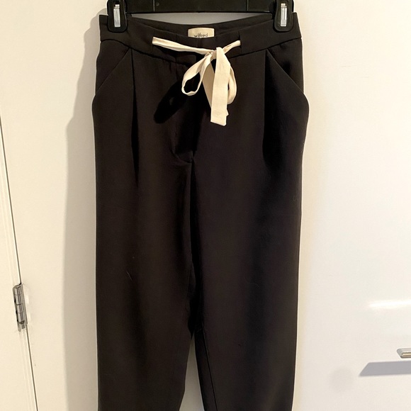 Aritzia Wilfred pants - Picture 1 of 2